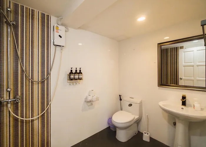 Elegant 5br Pool In Bangkok-peaceful *